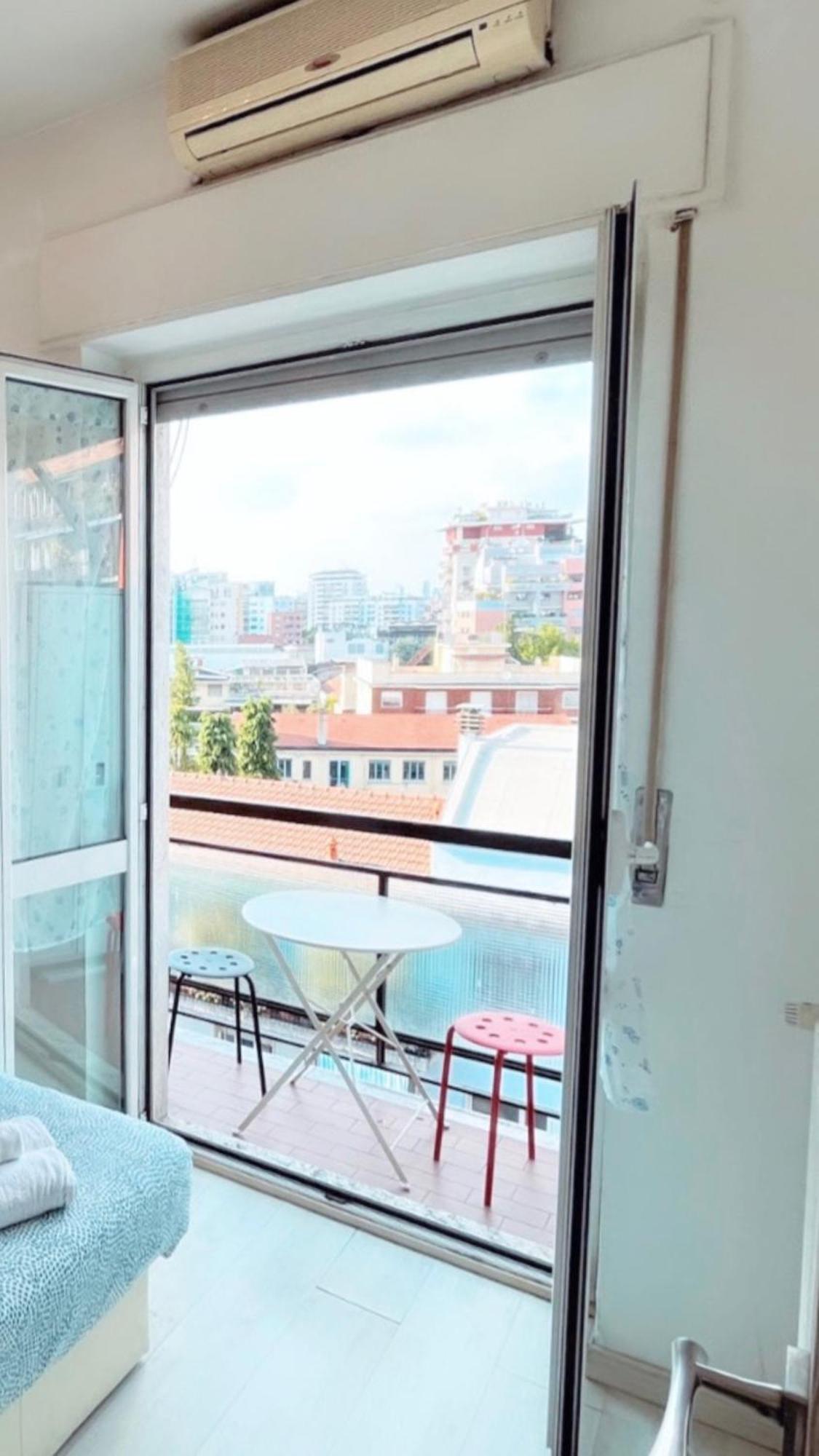 Nilce With Balcony Close To The Metro Appartement *